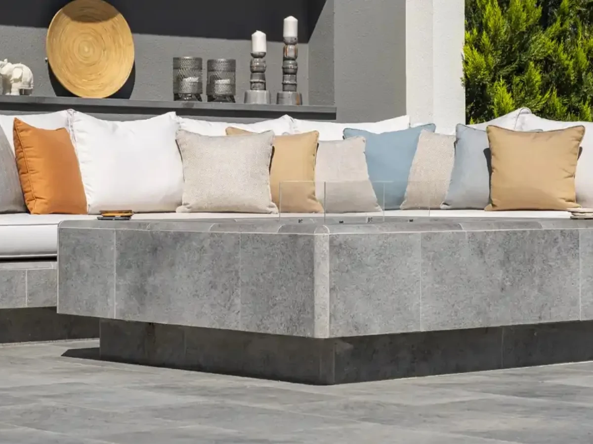 İzmir Pool Garden Grey Porselen Teras Projesi