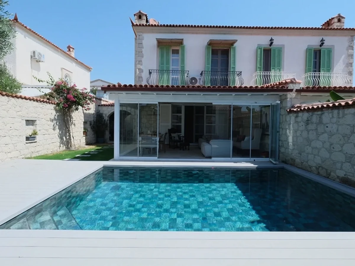 Alaçatı Alakapı Otel Havuzu Projesi