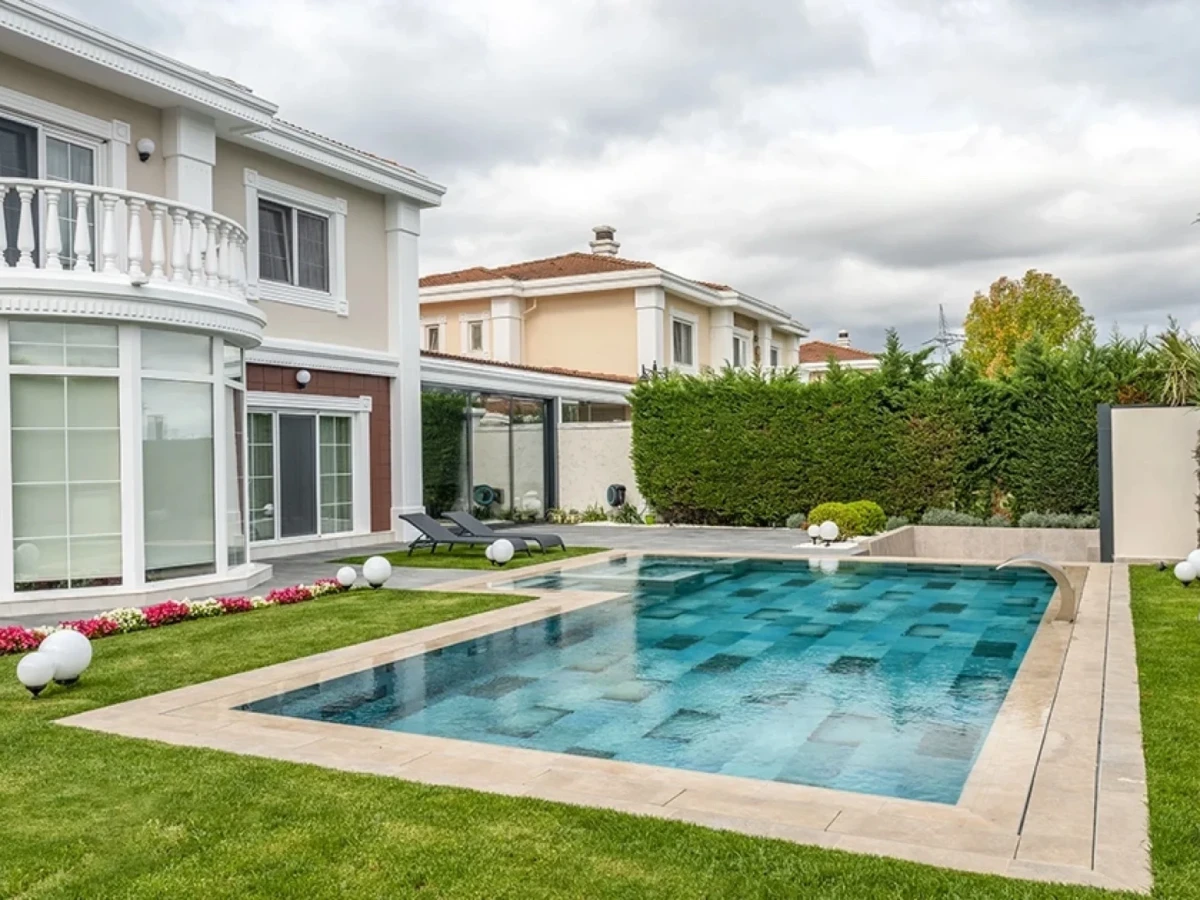 Firuze Mix İstanbul Tuzla Villa Havuzu Projesi