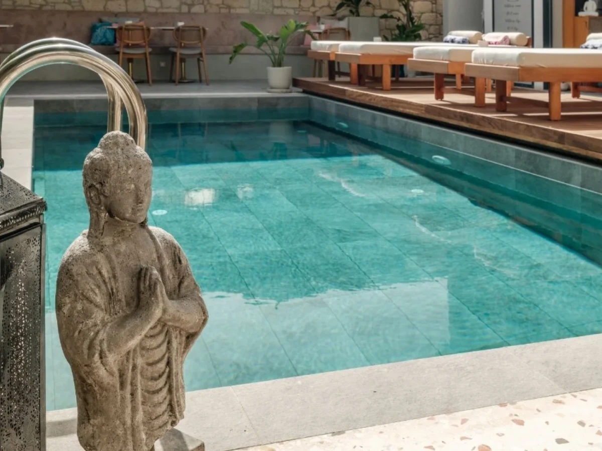 Monk Boutique Hotel Alaçatı Otel Havuzu Projesi