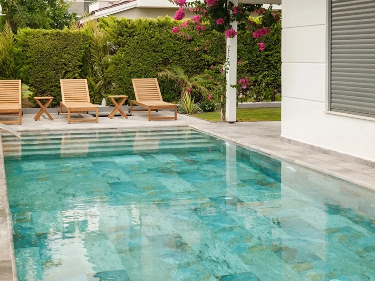 Serastone Çeşme Villa Havuzu Projesi