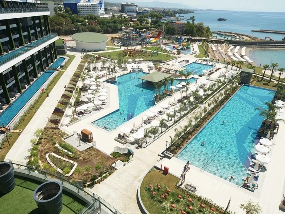 Mylome Luxury Hotel & Resort Otel Havuzu Projesi