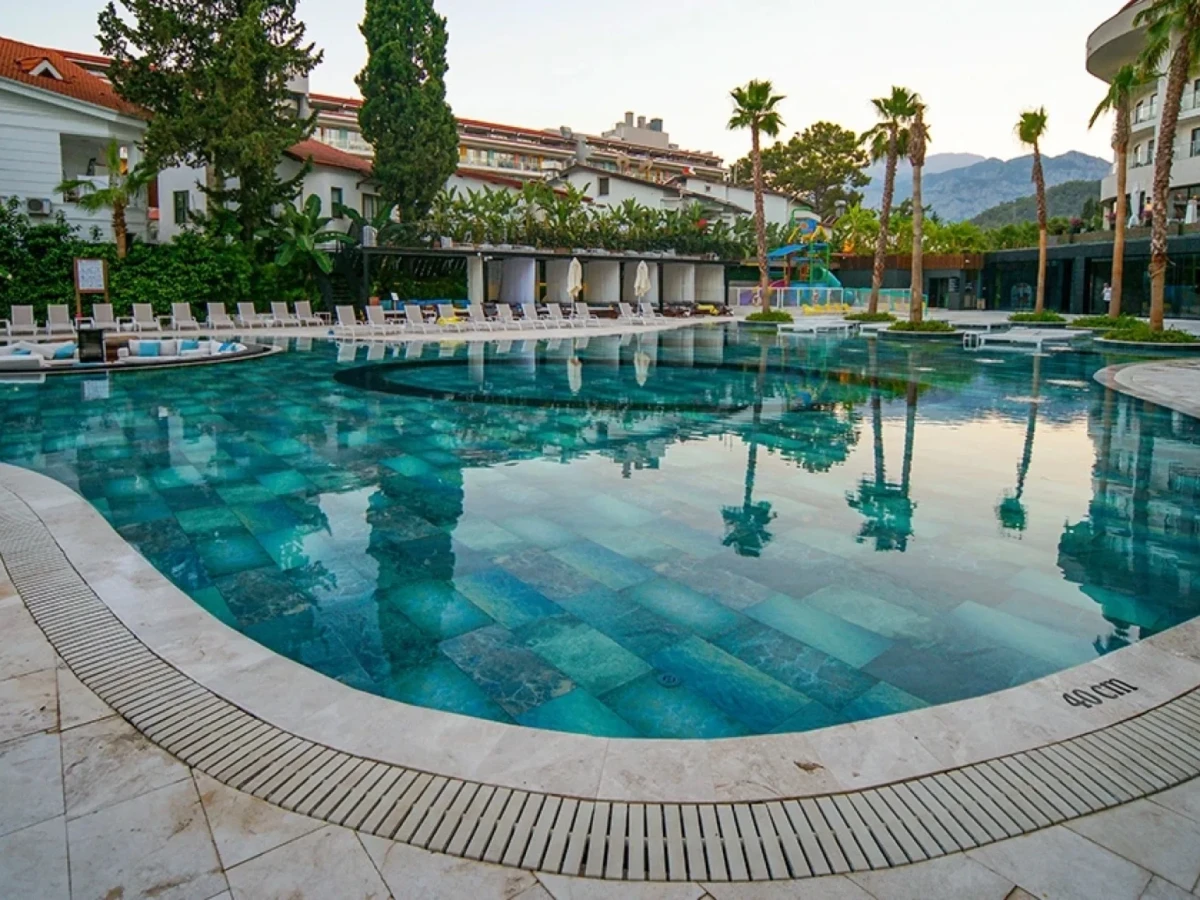 DoubleTree by Hilton Antalya-Kemer Otel Havuzu Projesi