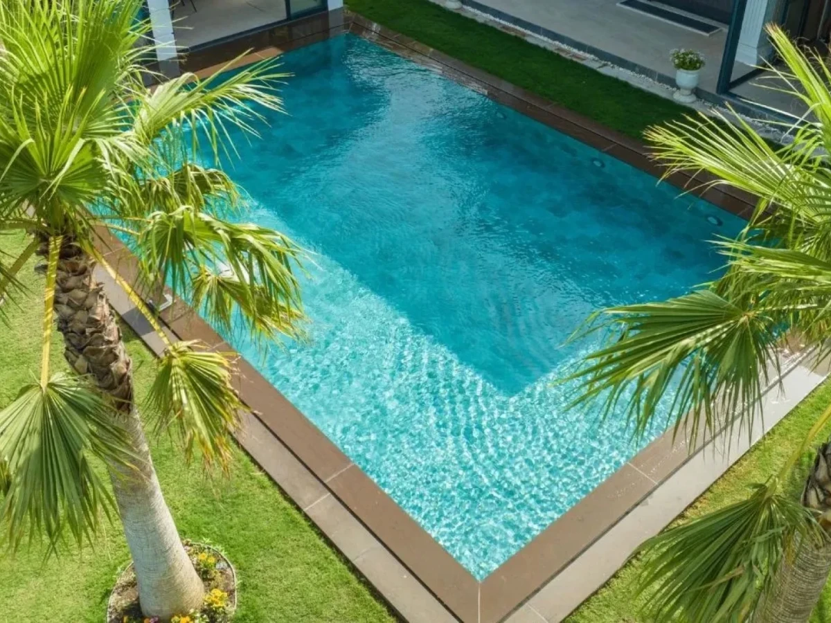 Antique Grey İzmir Villa Havuzu Projesi