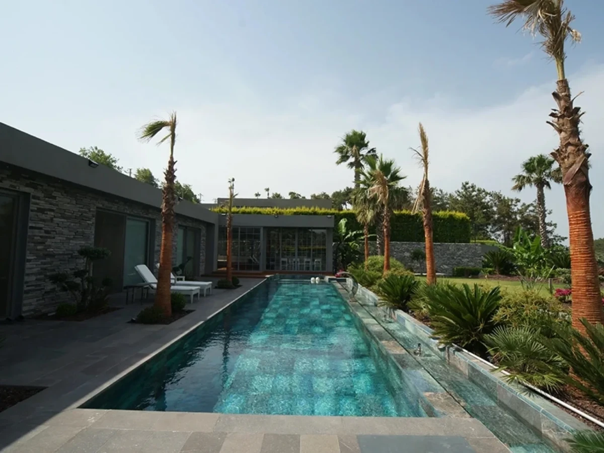 İzmir Olcay Mix Villa Havuzu Projesi
