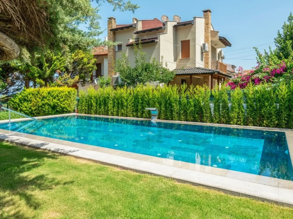 Marin İzmir Villa Havuzu Projesi
