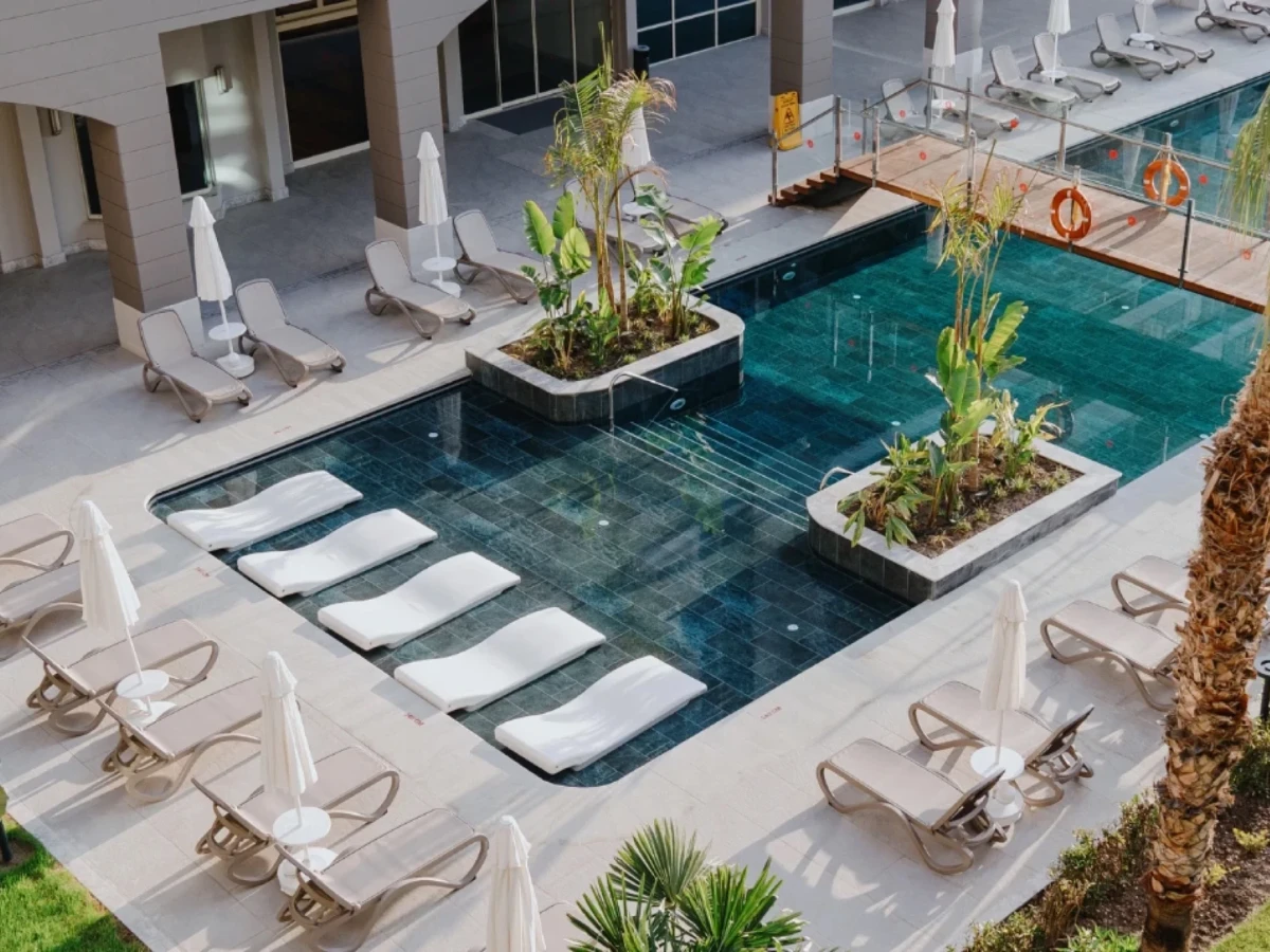 Akra Kemer Otel Havuzu Projesi