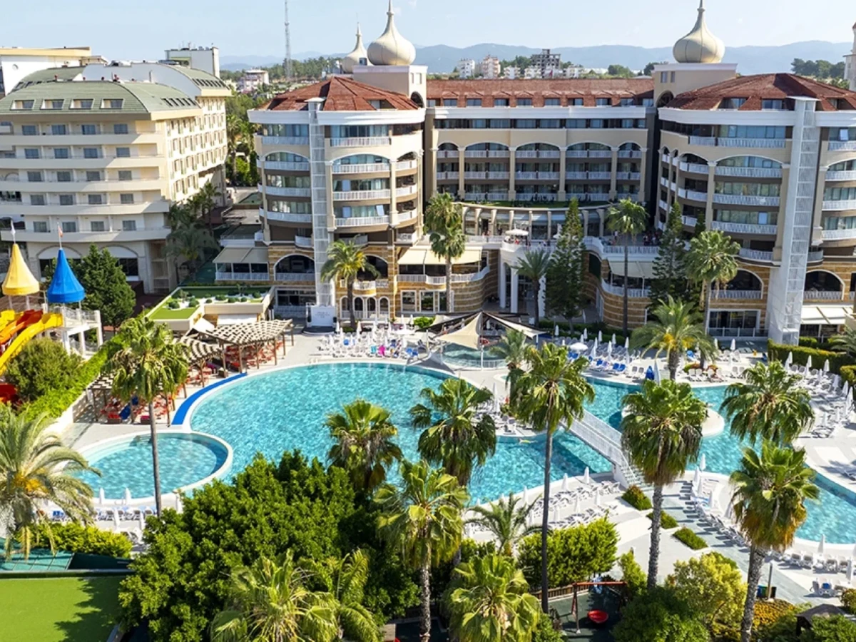 Arycanda Kirman Premium Otel Havuzu Projesi