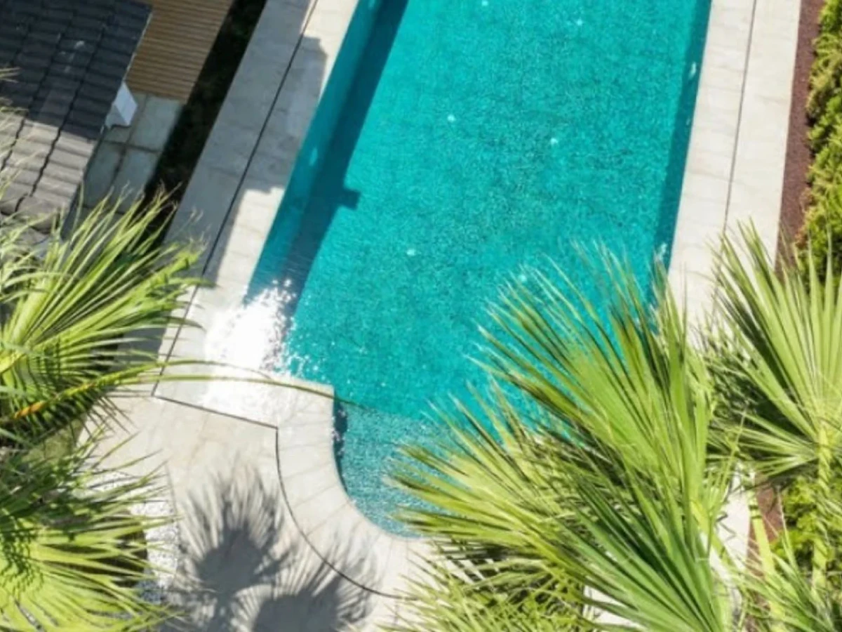 Piazza Cyan Çeşme Villa Havuzu Projesi