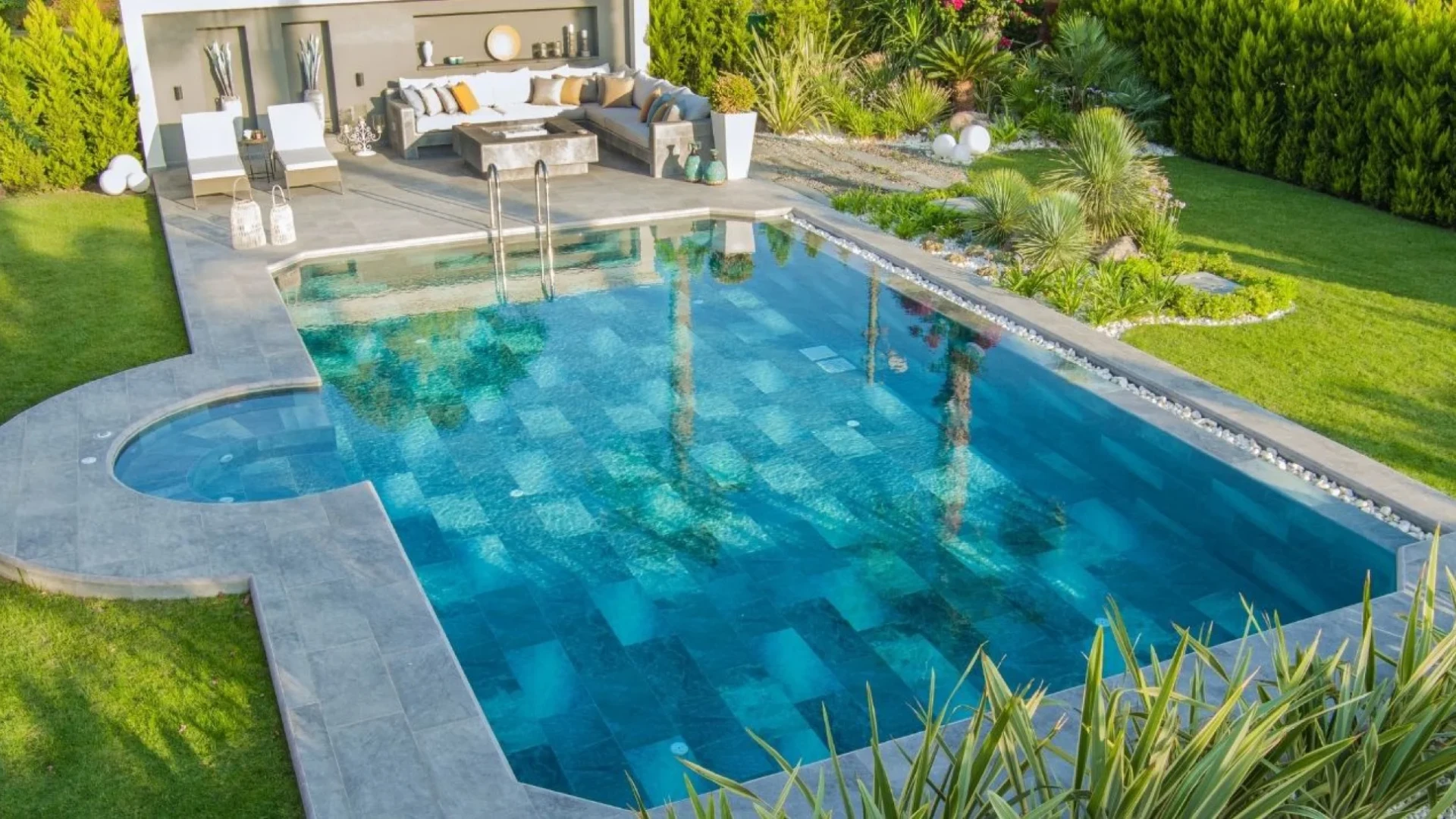 Proyecto de Piscina de Villa Olcay Mix Çeşme