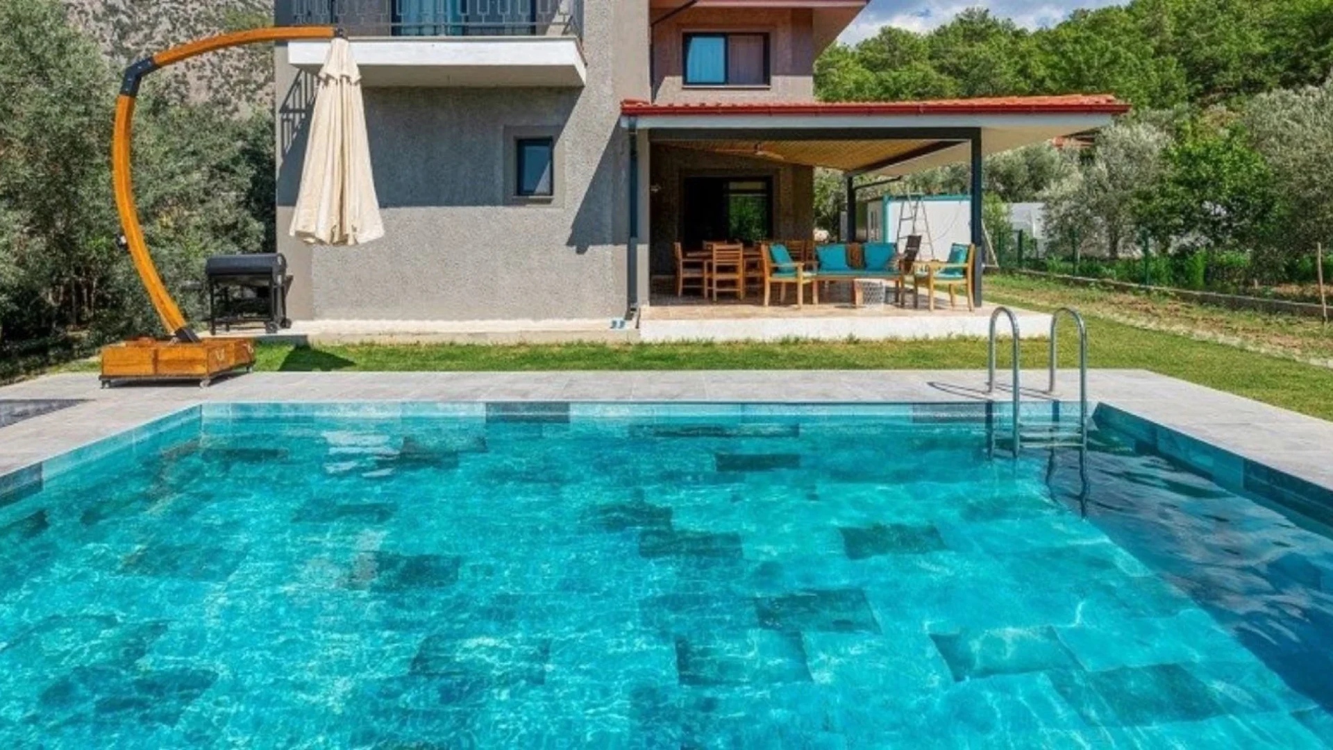 Firuze Mix Fethiye Villa Havuzu Projesi