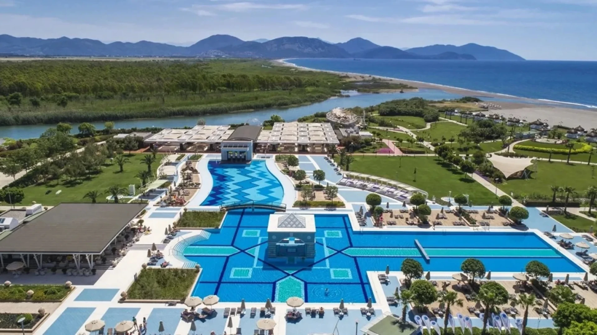Hilton Dalaman Sarigerme Resort & SPA Otel Havuzu Projesi