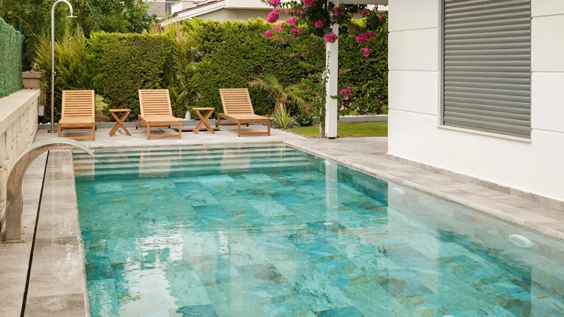 Serastone Çeşme Villa Havuzu Projesi