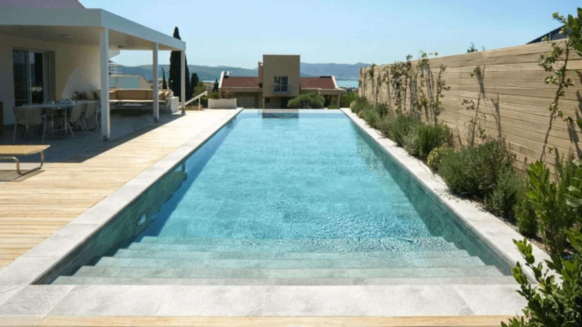 Antique Grey Urla Villa Havuzu Projesi