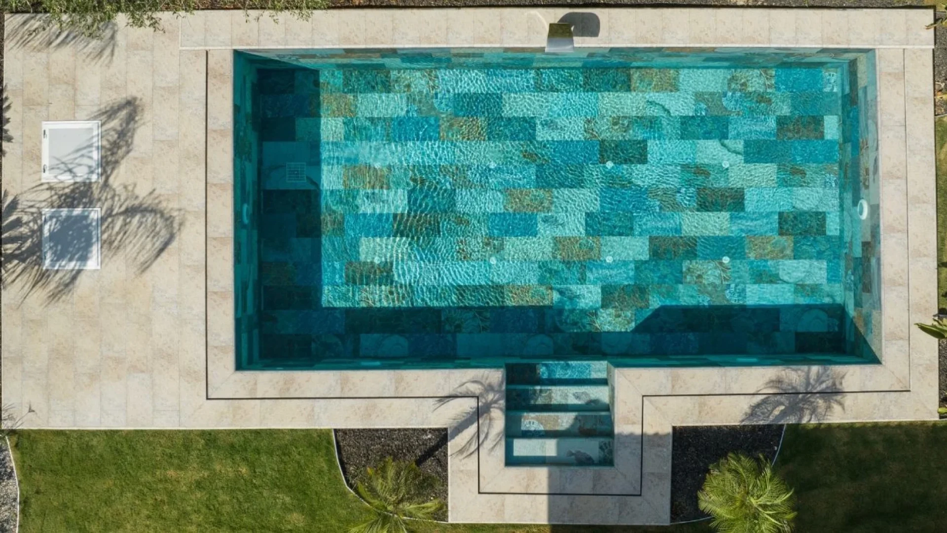Fossil Mix İzmir Çeşme Villa Havuzu Projesi