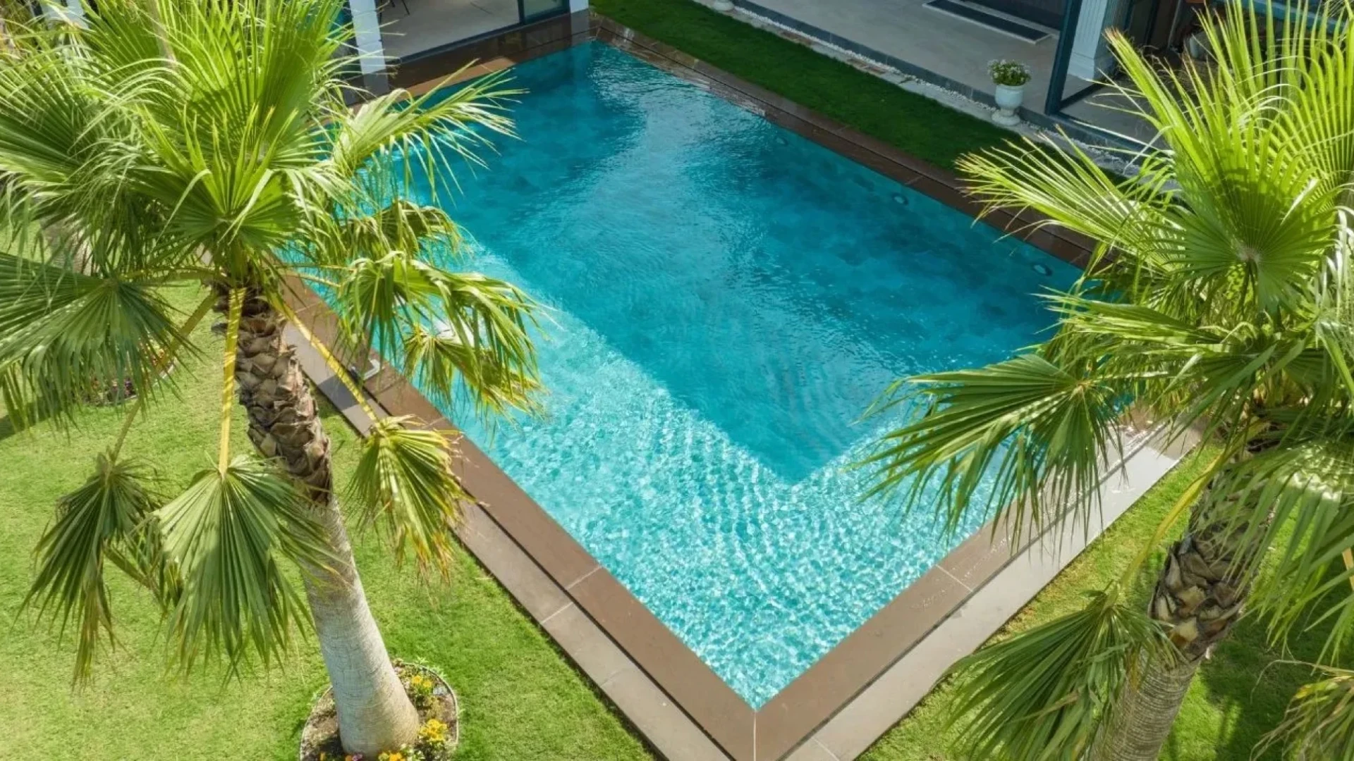 Antique Grey İzmir Villa Havuzu Projesi