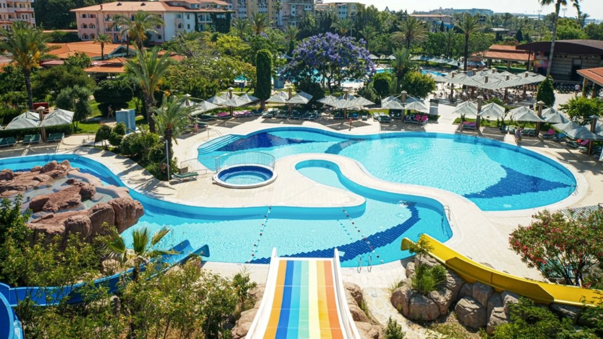 Belconti Resort Otel Havuzu Projesi