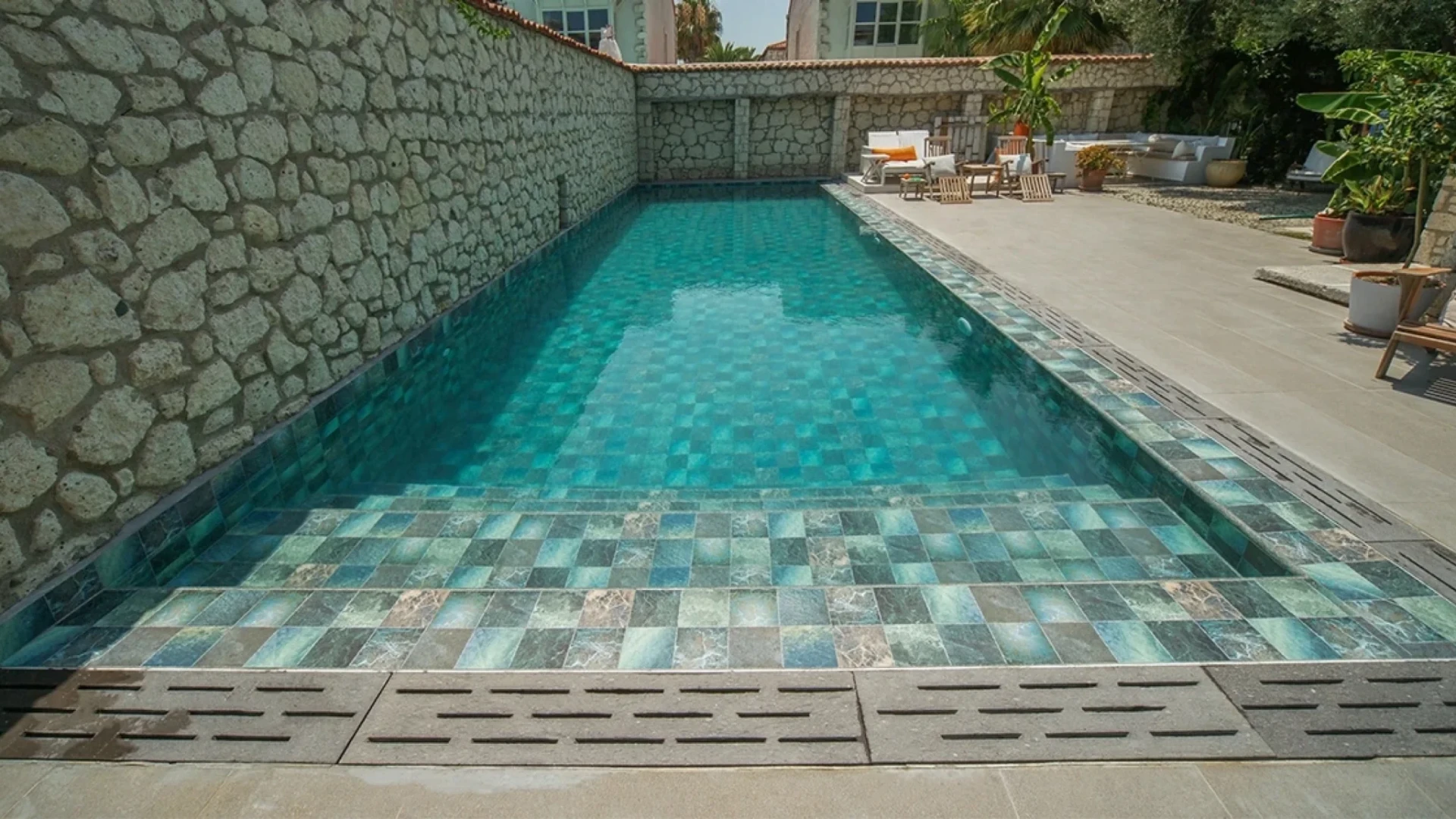 Morro Otel Alaçatı Otel Havuzu Projesi