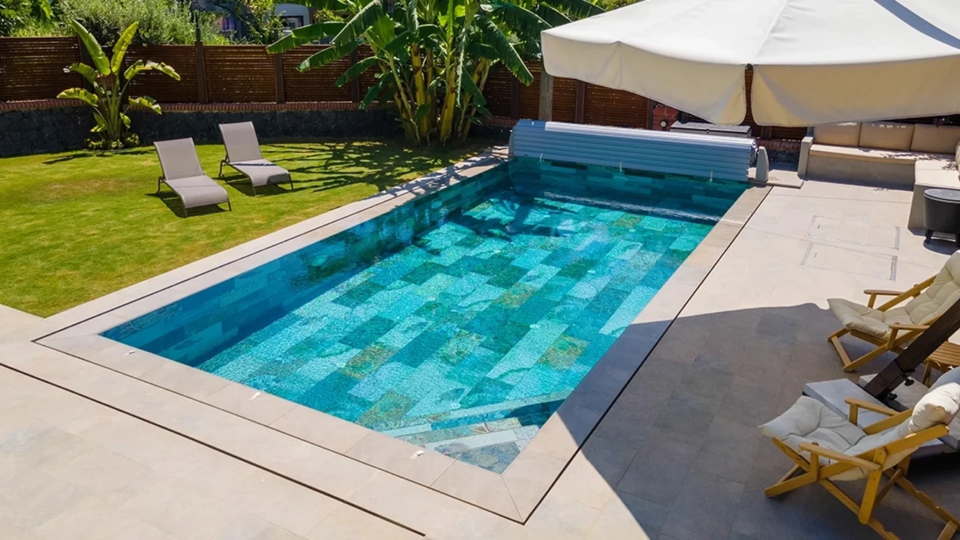 Fossil Mix Çeşme Villa Havuzu Projesi