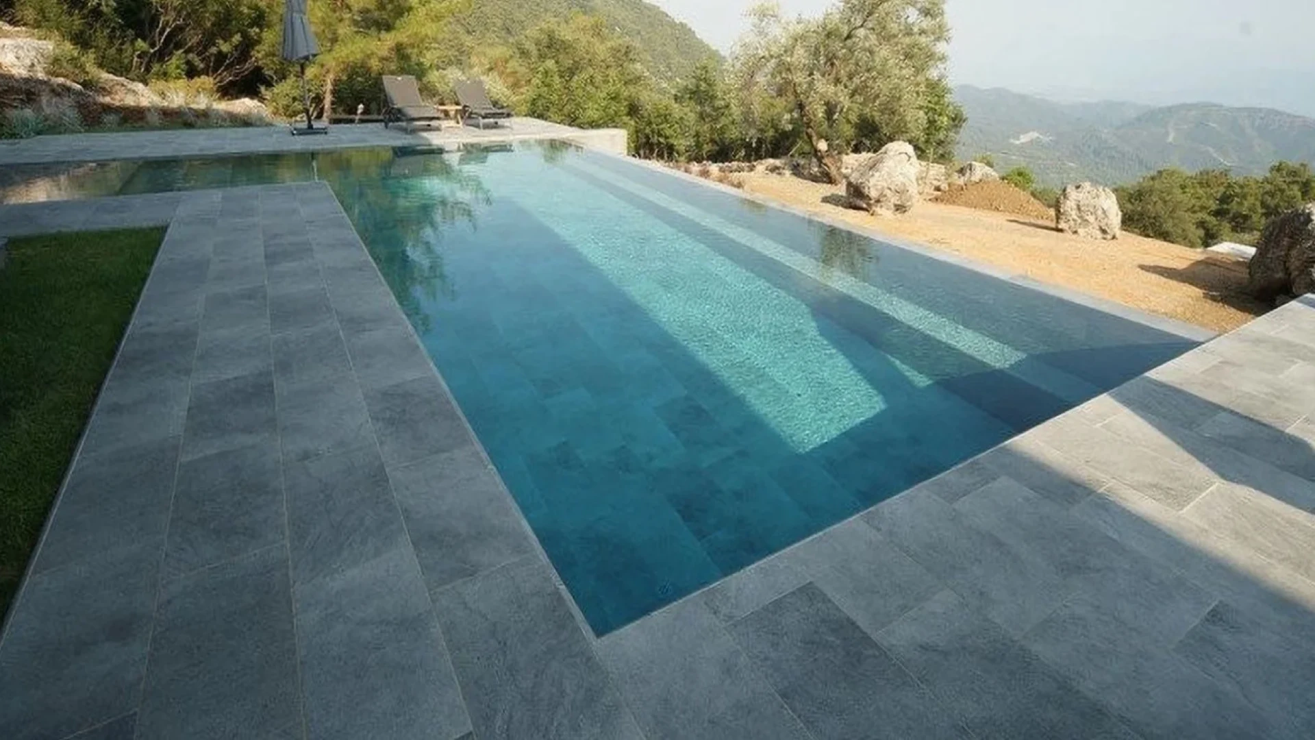 Antique Grey Villa Havuzu Projesi