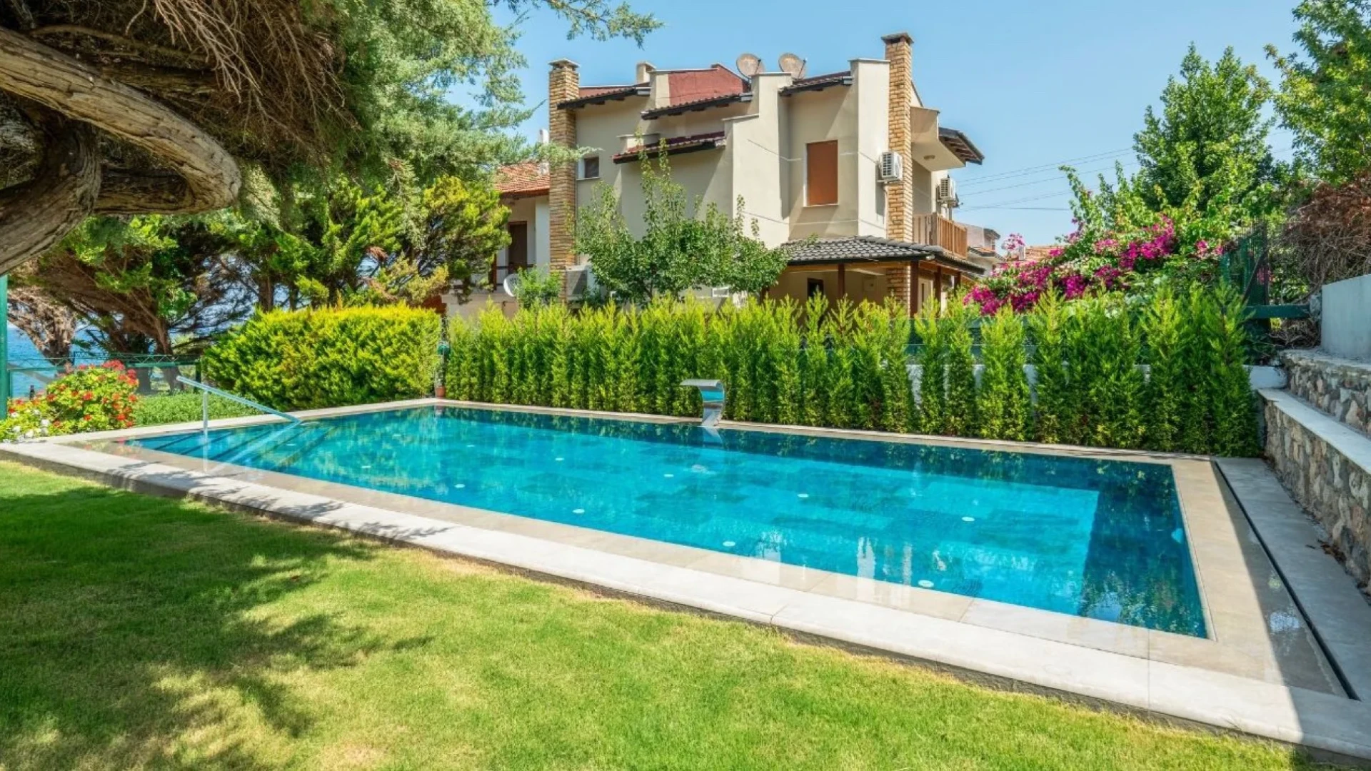 Marin İzmir Villa Havuzu Projesi
