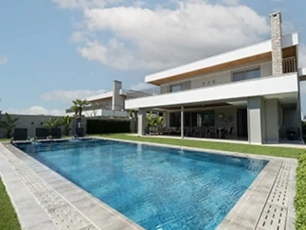 Marin Villa Havuzu Projesi