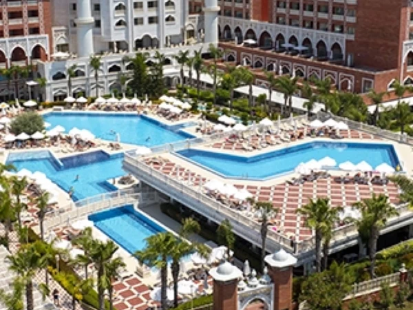 Royal Taj Mahal Hotel Havuzu Projesi