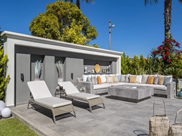 İzmir Pool Garden Grey Porcelain Terrace Project