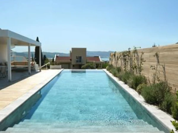 Antique Grey Urla Villa Havuzu Projesi