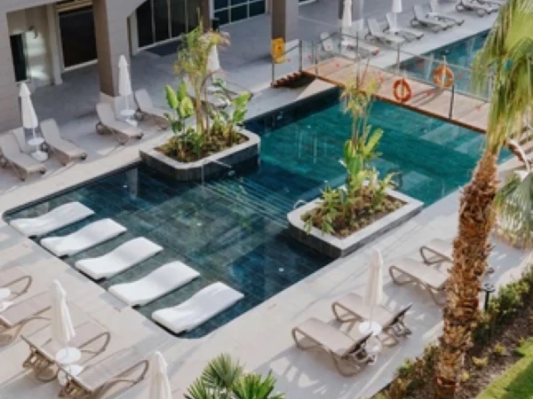 Akra Kemer Otel Havuzu Projesi