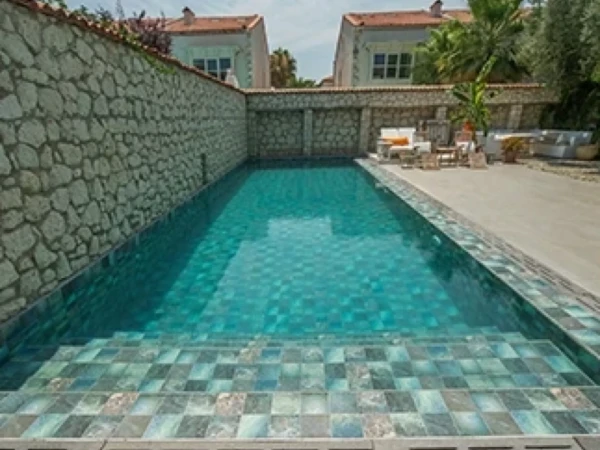 Morro Otel Alaçatı Otel Havuzu Projesi