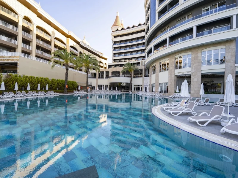 Leodikya Kirman Premium Otel Havuzu Projesi