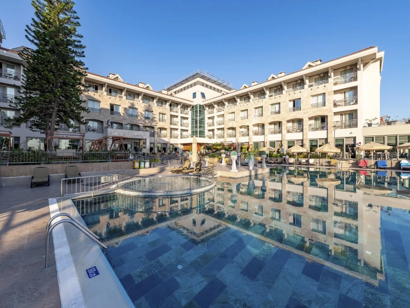Fame Residence Kemer & SPA Otel Havuz Projesi