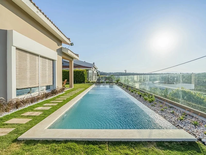 Proyecto de Piscina de villa Antique Beige en Çeşme