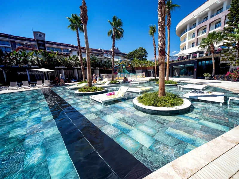 DoubleTree by Hilton Antalya-Kemer Hotel Pool Project