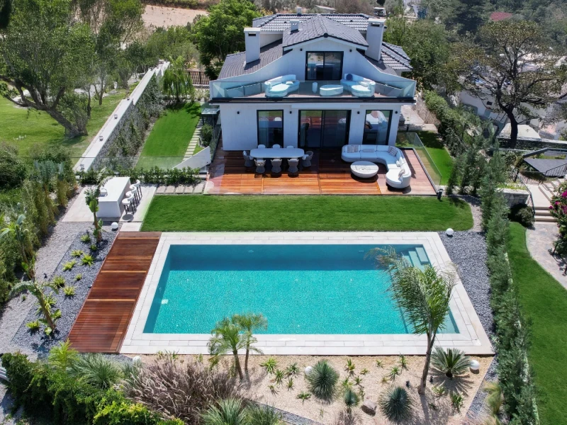 Kaan Mix İzmir Villa Havuzu Projesi