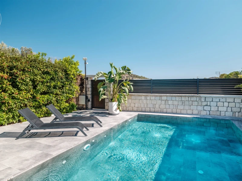 Antique Grey & Pool Garden Grey Çeşme Villa Pool Project