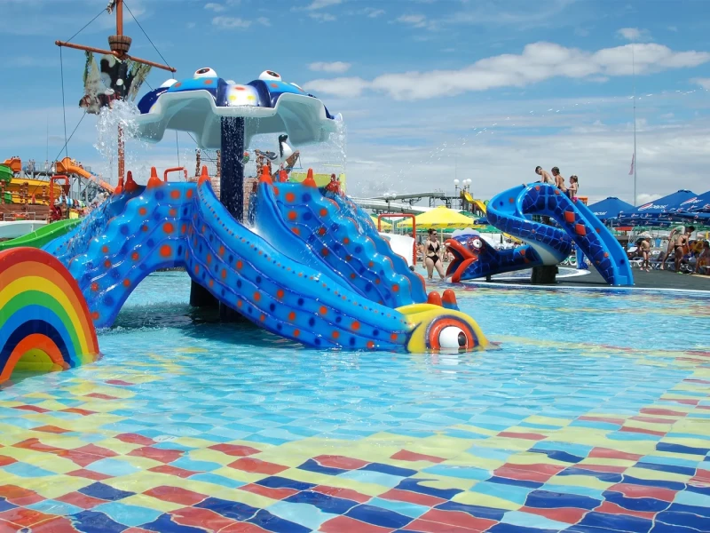 Ukrayna Treasure Island Water Park Havuz Projesi
