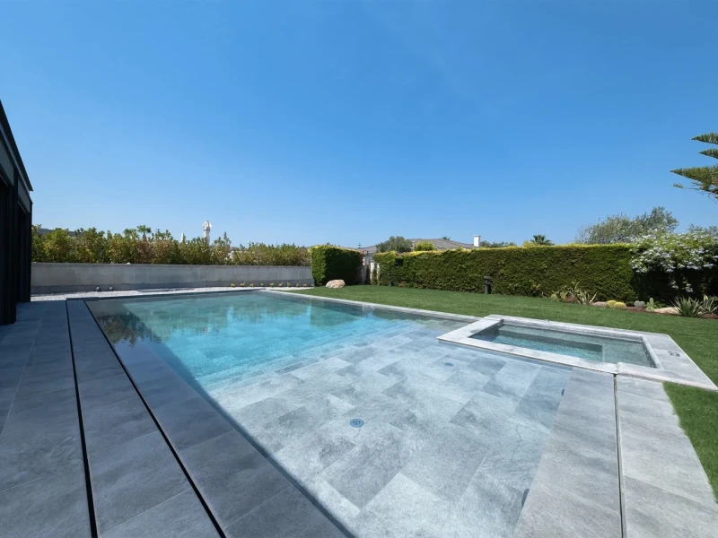 Antique Grey Çeşme Villa Havuzu Projesi