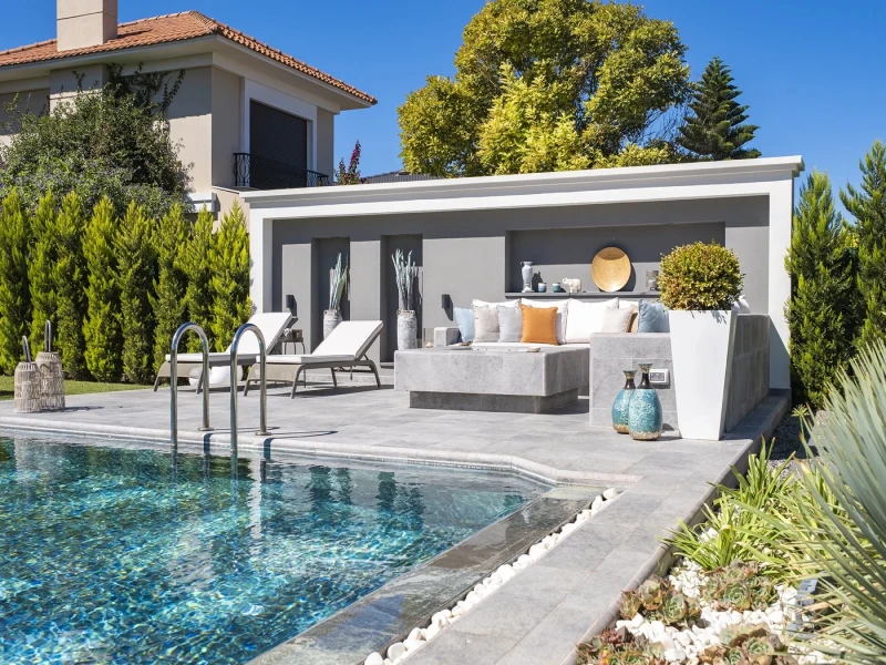 İzmir Pool Garden Grey Porselen Teras Projesi