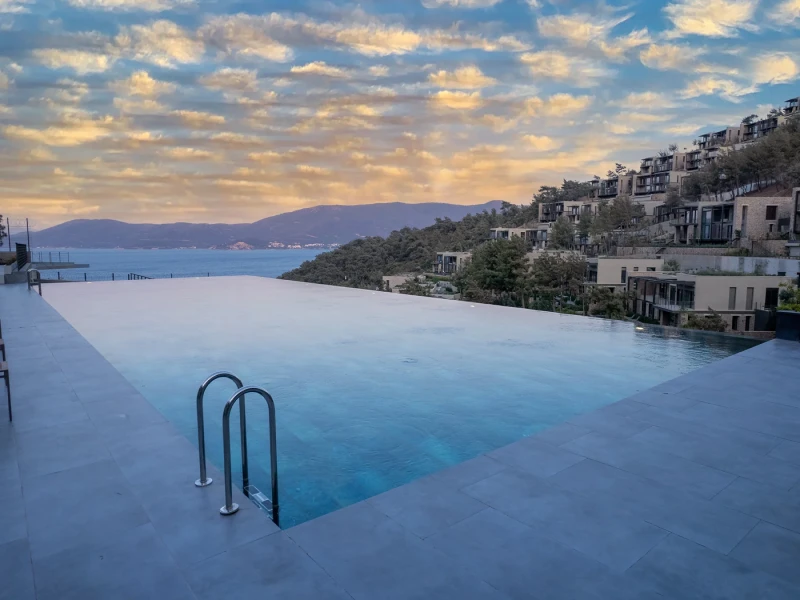 Proyecto de Piscina Residencial Mesa Bodrum