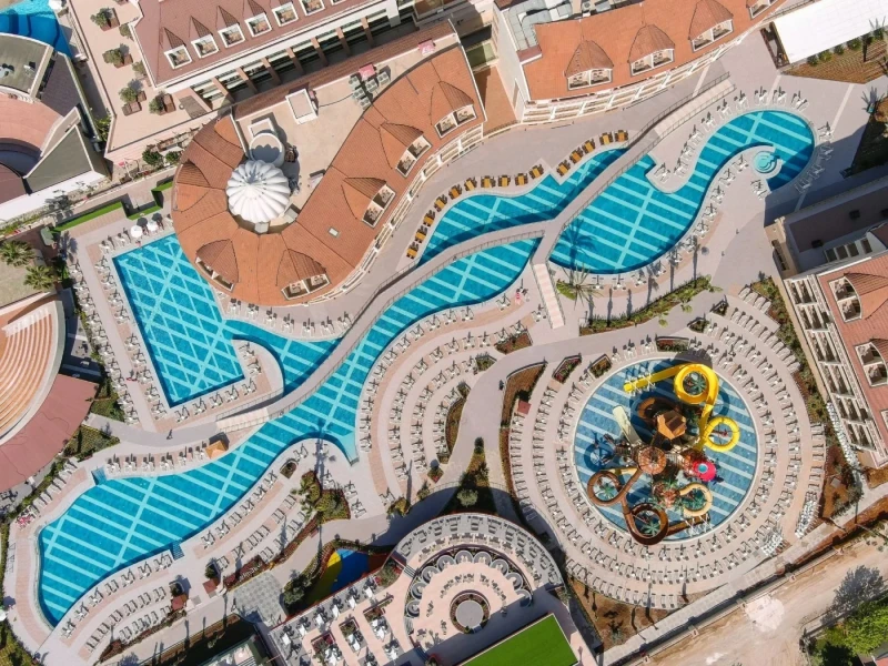 Proyecto de Piscina del Hotel Kirman Belazur