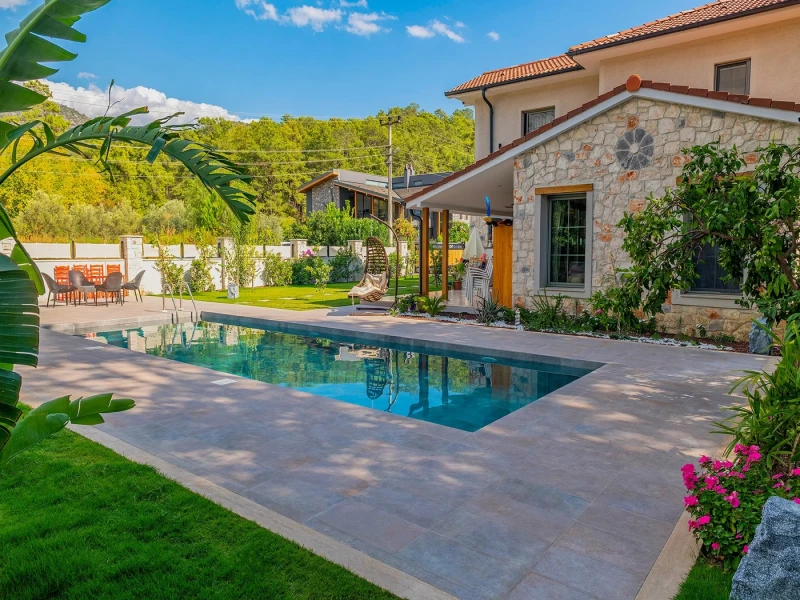 Natural Mocha Antalya Villa Havuzu Projesi