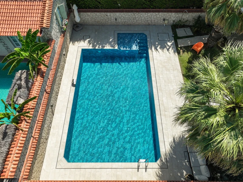 Proyecto de Piscina de Villa Oceano Alaçatı
