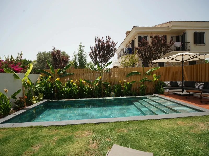 Olcay Mix Serisi Paşalimanı İzmir Villa Havuzu Projesi