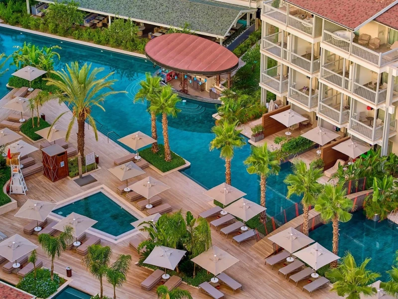 Lara Barut Collection Otel Havuzu Projesi