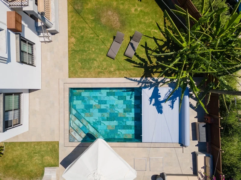 Fossil Mix Çeşme Villa Havuzu Projesi