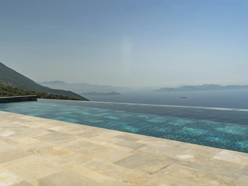 Olcay Mix Antalya Silver House Pool Project