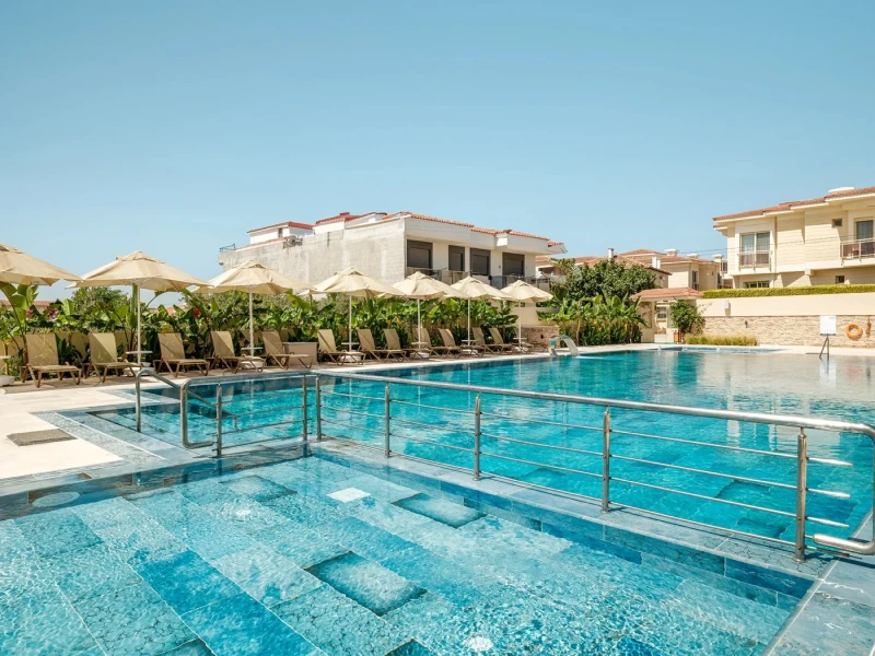 Kamer Exclusive Hotel & Suites Pool Project