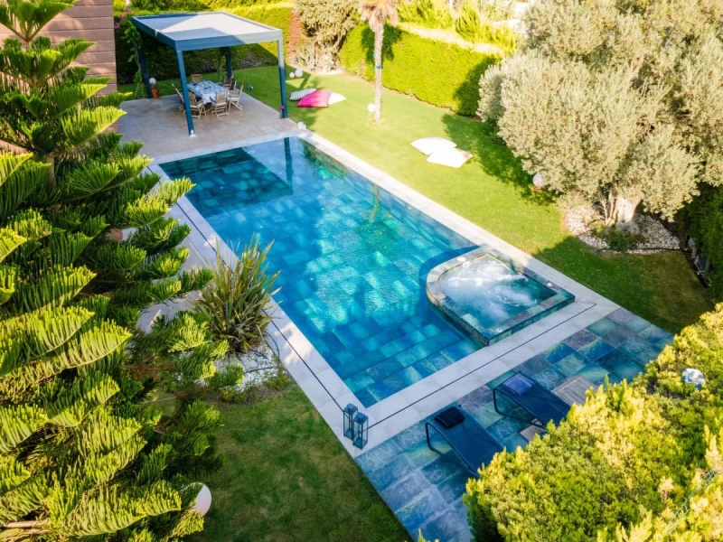 Olcay Mix İzmir Çeşme Villa Havuzu Projesi